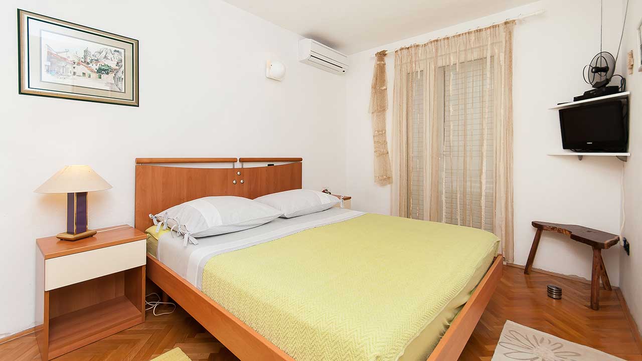 Apartment LEO - Omis