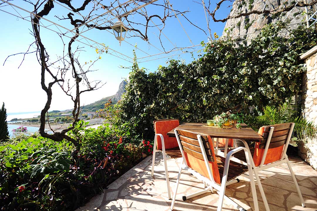 Apartment LEO - Omis