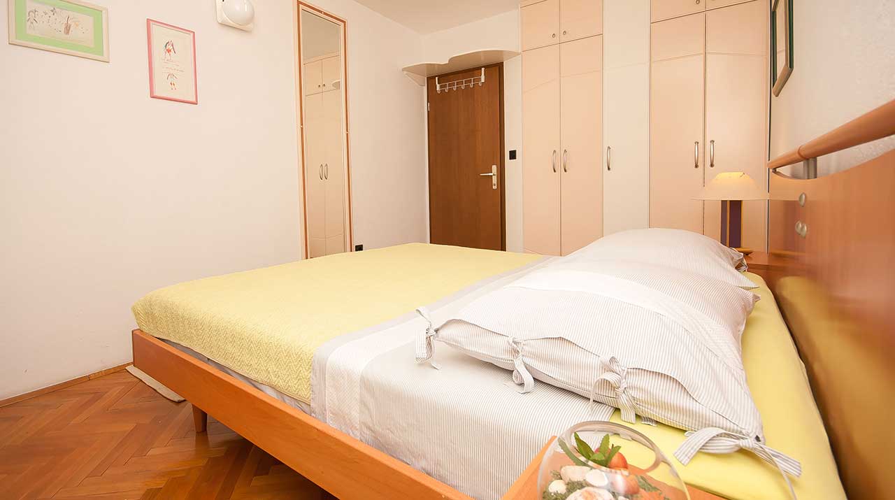 Apartment LEO - Omis
